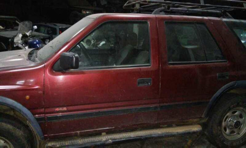 OPEL FRONTERA A — vehículo donante para recambios 