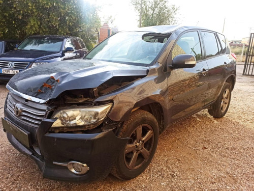 TOYOTA RAV4 (A3) — автомобиль-донор на запчасти 