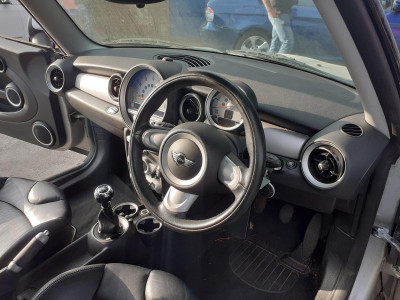 MINI MINI (R56)