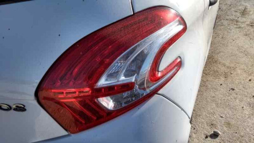 PEUGEOT 208 — автомобиль-донор на запчасти 