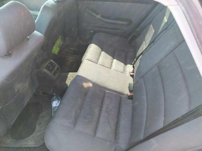 AUDI A6 BERLINA (4B2)