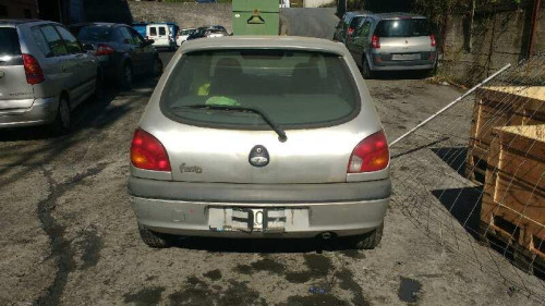  FORD FIESTA BERLINA (DX) 