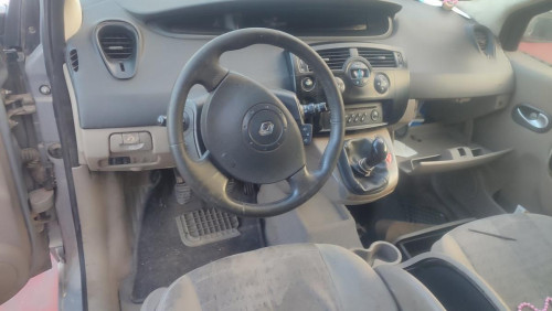  RENAULT SCENIC II (JM) 