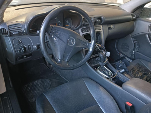 MERCEDES-BENZ CLASE C (BM 203) SPORTCOUPE — vehículo donante para recambios 