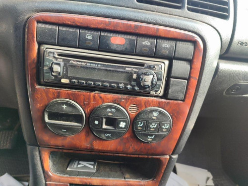  OPEL VECTRA B BERLINA 