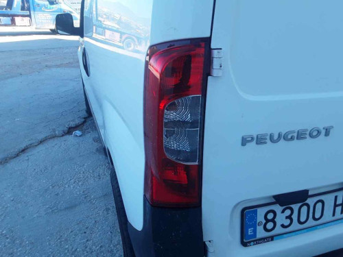PILOTO TRASERO IZQUIERDO PEUGEOT BIPPER 