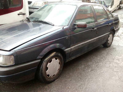 VOLKSWAGEN PASSAT BERLINA (312)