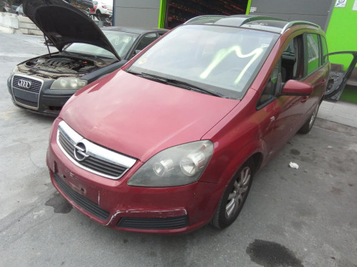 OPEL ZAFIRA B — vehículo donante para recambios 
