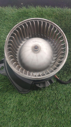  MOTOR CALEFACCION OPEL CORSA D 