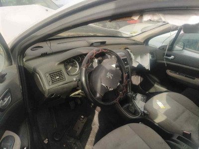 PEUGEOT 307 (S1)(04.2001)