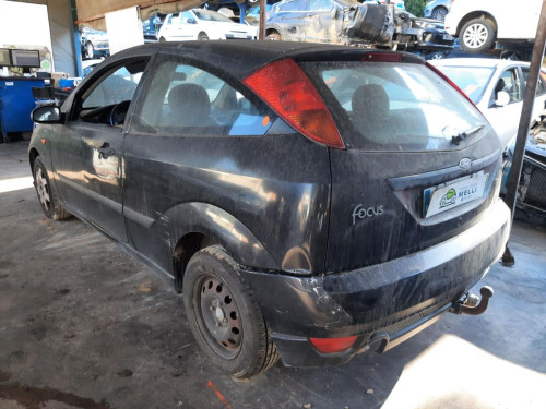  FORD FOCUS BERLINA (CAK) 