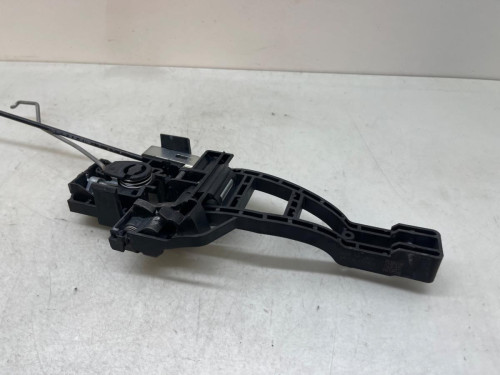 SOPORTE MANETA EXTERIOR DELANTERA IZQUIERDA Ford KUGA (CBS) 