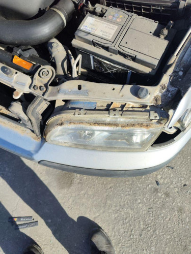 FARO IZQUIERDO VOLVO S40 BERLINA 