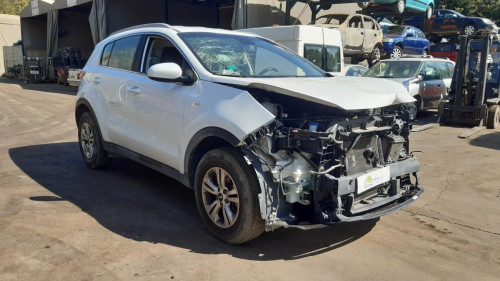 KIA SPORTAGE (QL) — vehículo donante para recambios 
