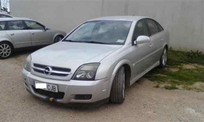 OPEL VECTRA C BERLINA