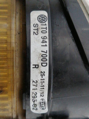  FARO ANTINIEBLA DERECHO VOLKSWAGEN UP! (121) 