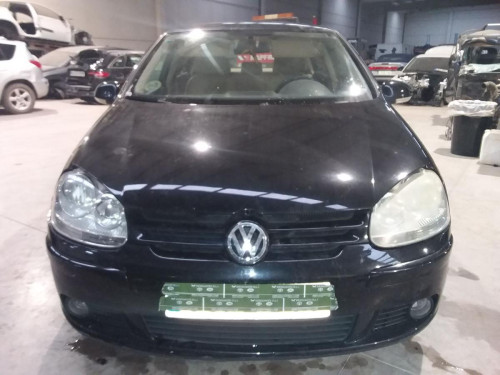 VOLKSWAGEN GOLF V (1K1)(10.2003) — автомобиль-донор на запчасти 