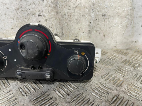 MANDO CALEFACCION / AIRE ACONDICIONADO 
