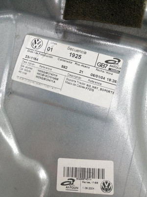 ELEVALUNAS DELANTERO IZQUIERDO, VOLKSWAGEN, POLO IV (9N1)