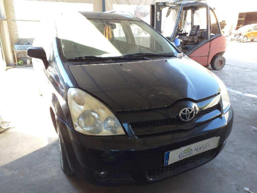  TOYOTA COROLLA VERSO (R1) 