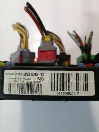 CAJA RELES / FUSIBLES Citroen XSARA PICASSO 