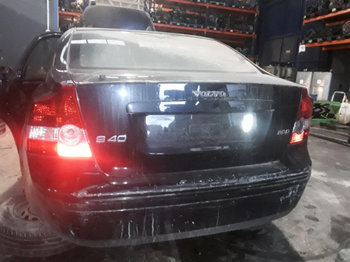  VOLVO S40 BERLINA 