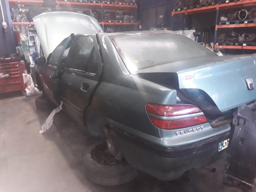 PEUGEOT 406 BERLINA (S1/S2) — vehículo donante para recambios 
