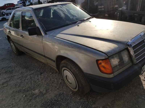 MERCEDES-BENZ CLASE 124 (BM 124) BERLINA — автомобиль-донор на запчасти 