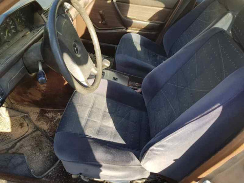 MERCEDES-BENZ CLASE 124 (BM 124) BERLINA — автомобиль-донор на запчасти 