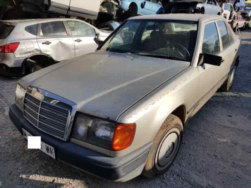 MERCEDES-BENZ CLASE 124 (BM 124) BERLINA — автомобиль-донор на запчасти 