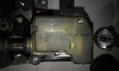 CERRADURA MALETERO / PORTON