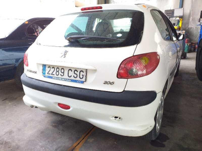 PEUGEOT 206