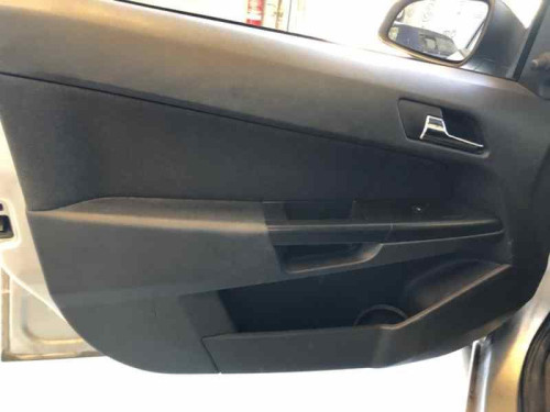  OPEL ASTRA H BERLINA 