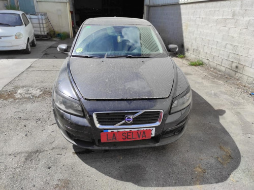 VOLVO C30 — vehículo donante para recambios 