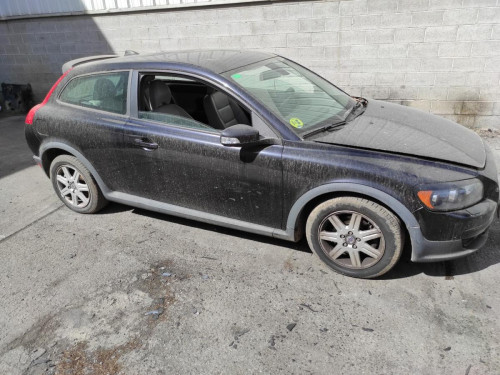 VOLVO C30 — vehículo donante para recambios 