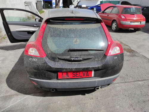 VOLVO C30 — vehículo donante para recambios 
