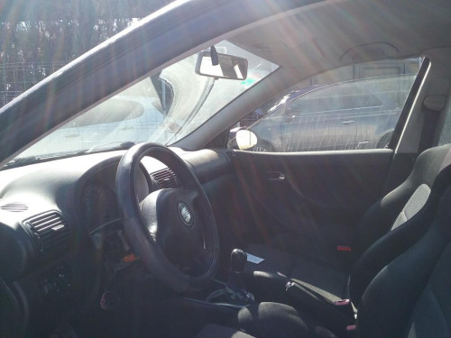  SEAT LEON (1M1) 