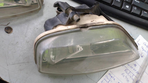  FARO ANTINIEBLA DERECHO Ford FOCUS BERLINA (CAK) 