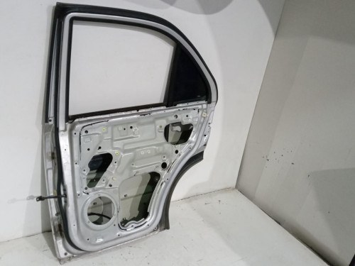 PUERTA TRASERA DERECHA Kia SORENTO (BL) 