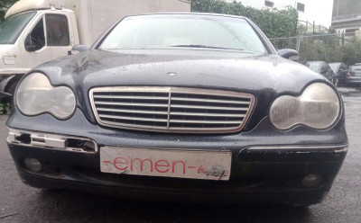 MERCEDES-BENZ CLASE C (BM 203) BERLINA