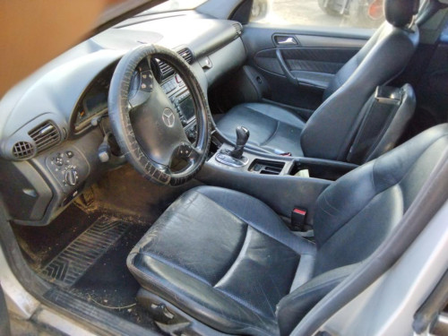  MERCEDES-BENZ CLASE C (BM 203) BERLINA 