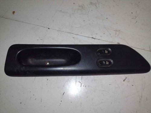  MANDO ELEVALUNAS DELANTERO IZQUIERDO RENAULT LAGUNA (B56) 