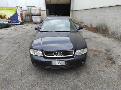 AUDI A4 BERLINA (B5)