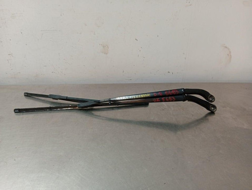  BRAZO LIMPIA DELANTERO DERECHO Nissan QASHQAI (J10) 