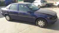 OPEL VECTRA B BERLINA