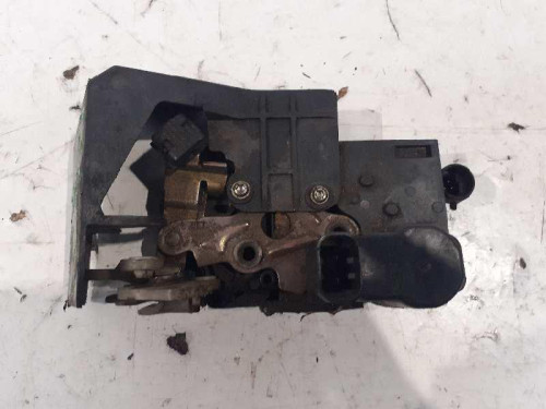  CERRADURA PUERTA DELANTERA DERECHA 