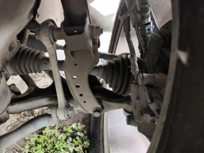 BIELETA ESTABILIZADORA DELANTERA IZQUIERDA, VOLKSWAGEN, TOUAREG (7LA)