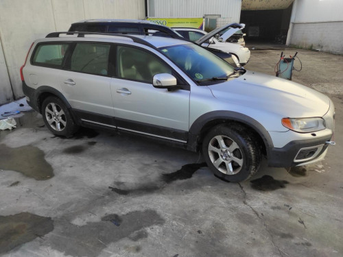 VOLVO XC70 — автомобиль-донор на запчасти 