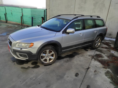 VOLVO XC70 — автомобиль-донор на запчасти 