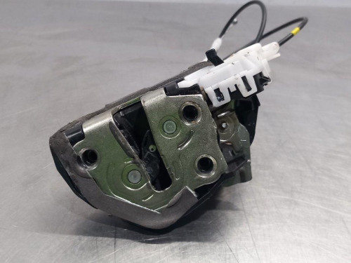 CERRADURA PUERTA TRASERA IZQUIERDA Toyota YARIS (KSP1/NLP1/NSP1) 